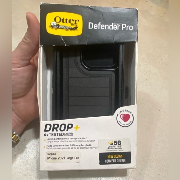 Otter Box Defender Pro NEW IN BOX phone protector case iPhone 2021 large pro - Picture 1 of 3